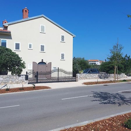 Apartments Rea Cres Buitenkant foto